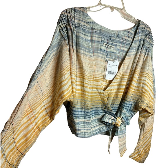 NWT Free People Maldives Wrap Top in Misty Combo. Sz M Ptp 24” - Picture 8 of 12